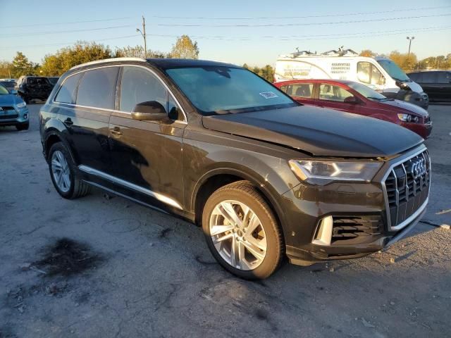 2023 Audi Q7 Premium Plus