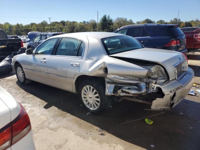 2004 Lincoln Town Car Executive