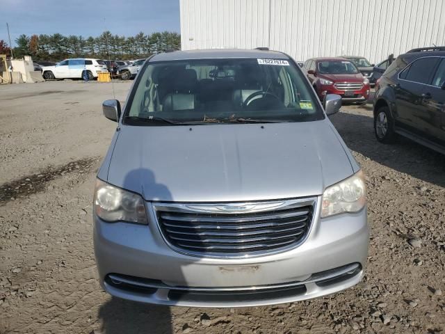 2012 Chrysler Town & Country Touring L