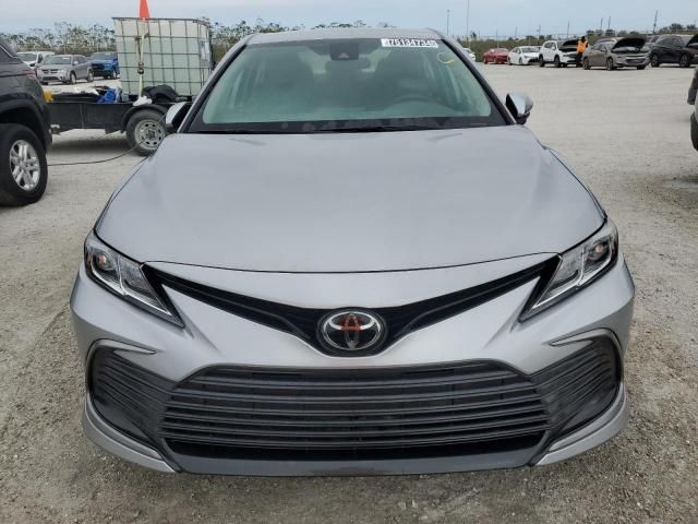 2022 Toyota Camry LE