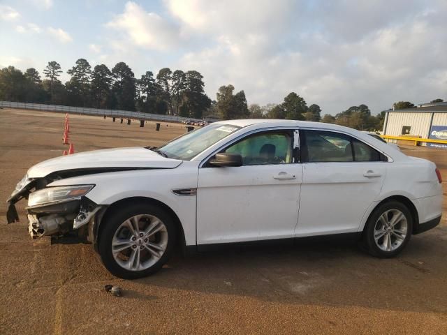 2017 Ford Taurus SE