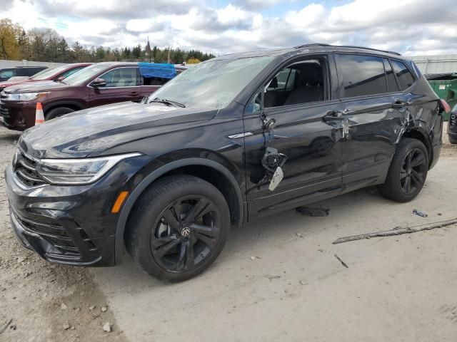 2024 Volkswagen Tiguan SE R-LINE Black