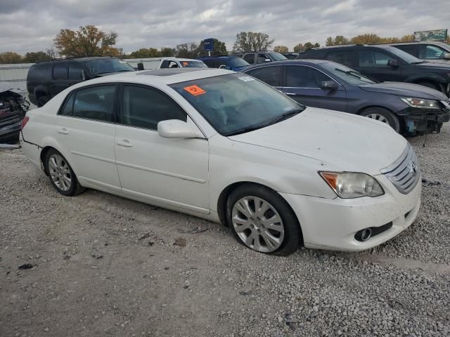 2010 Toyota Avalon XL