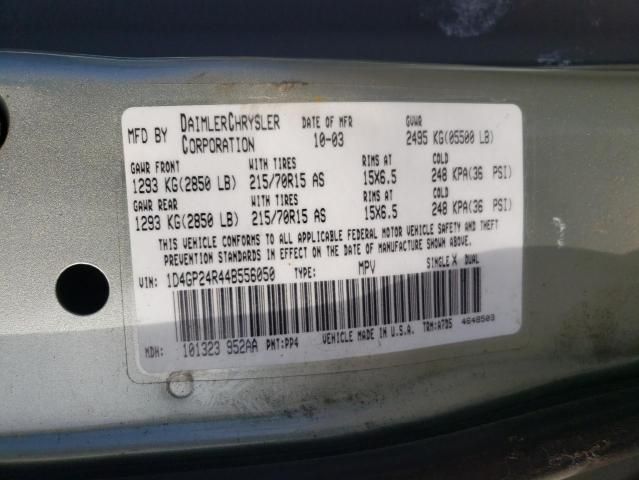 2004 Dodge Grand Caravan SE