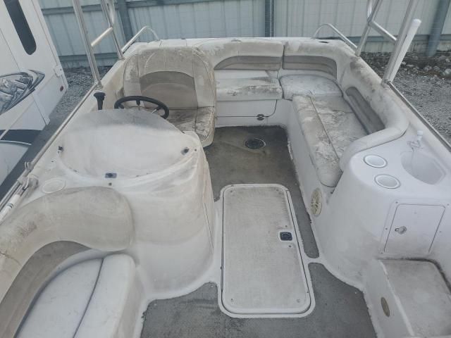 2001 Hurricane Boat