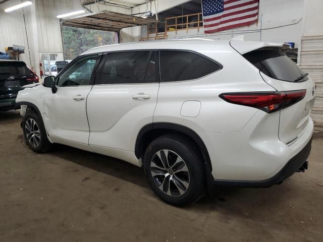 2021 Toyota Highlander XLE