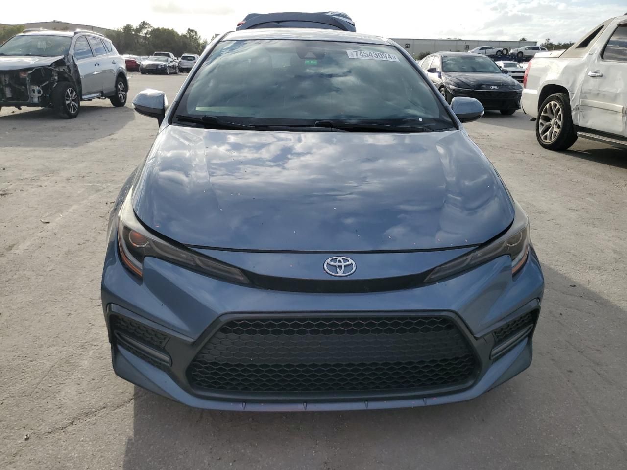 2020 Toyota Corolla se