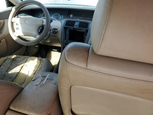 2000 Toyota Avalon XL