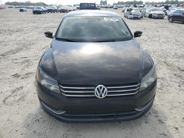 2015 Volkswagen Passat S