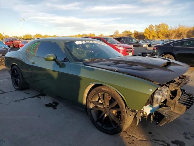 2022 Dodge Challenger SXT