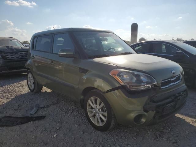 2013 KIA Soul +