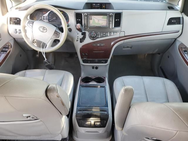 2012 Toyota Sienna XLE