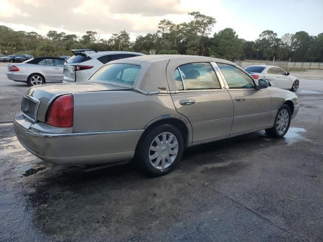 2008 Lincoln Town Car Signature Limited