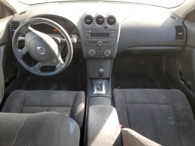 2011 Nissan Altima Base