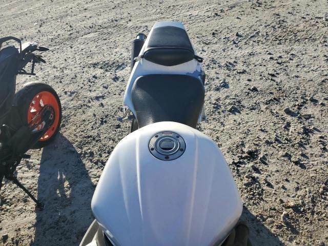 2004 Yamaha YZFR6 L