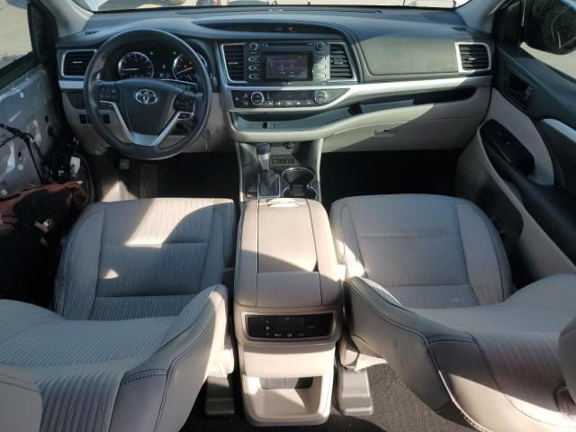 2015 Toyota Highlander LE