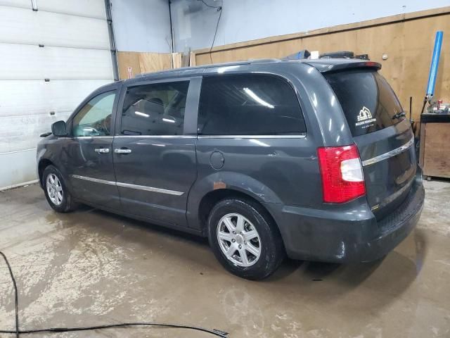 2012 Chrysler Town & Country Touring