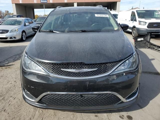 2017 Chrysler Pacifica Touring L Plus