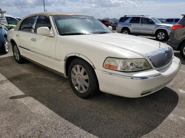 2007 Lincoln Town Car Designer