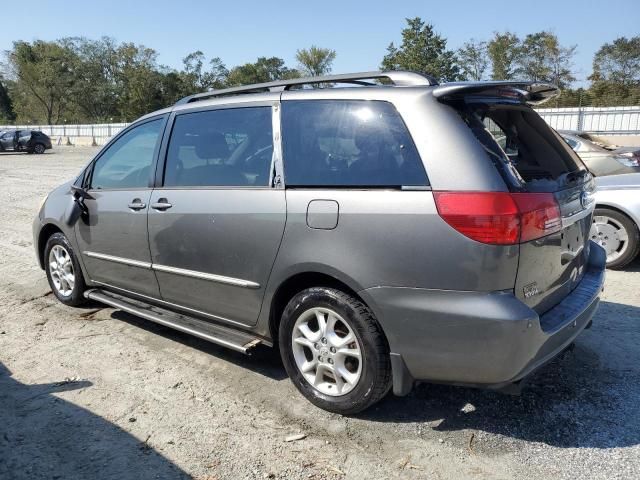 2005 Toyota Sienna XLE