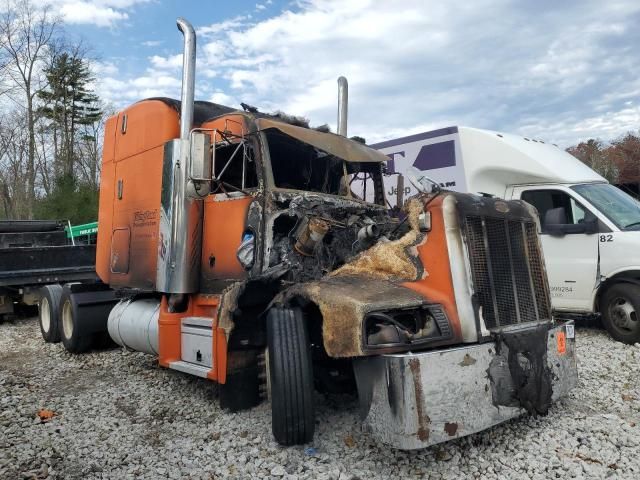 1999 Peterbilt 377