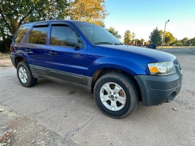 2005 Ford Escape XLT