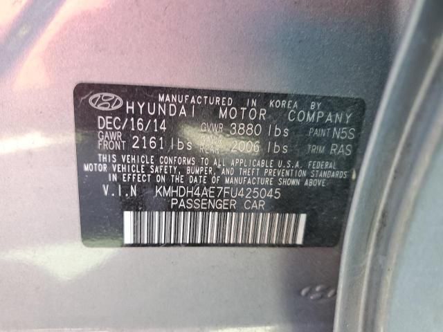 2015 Hyundai Elantra SE