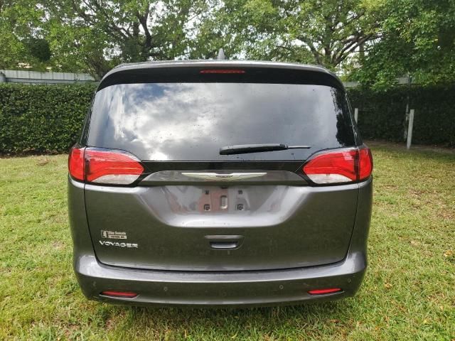 2021 Chrysler Voyager LX