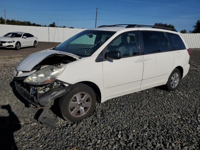 2008 Toyota Sienna CE