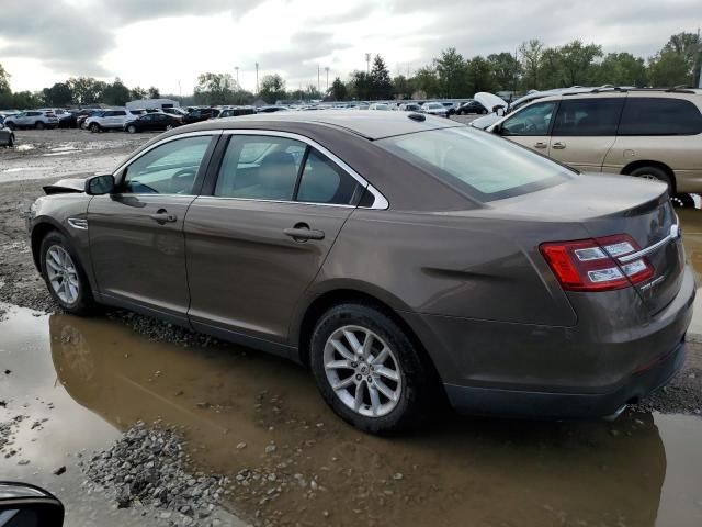 2015 Ford Taurus SE