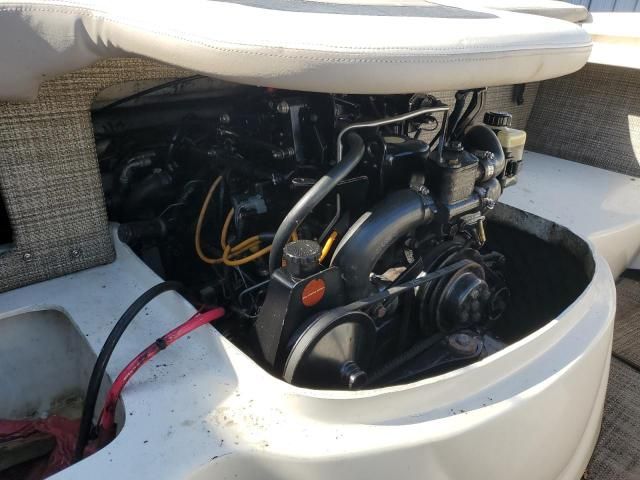 2000 Sea Ray Boat