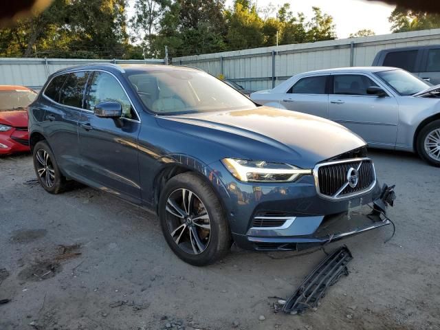 2018 Volvo XC60 T8 Momentum