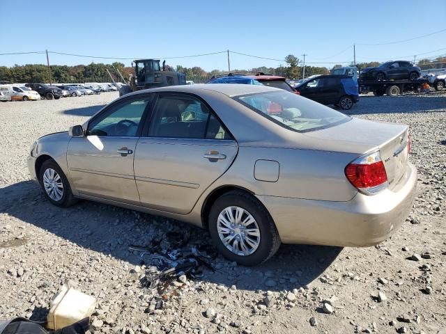 2005 Toyota Camry LE