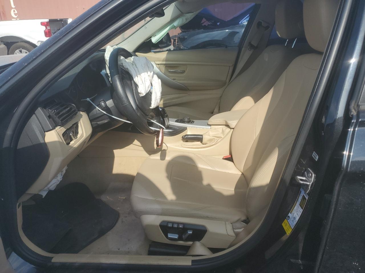 2016 BMW 320 i