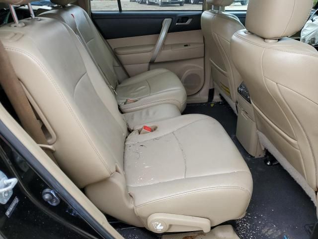 2013 Toyota Highlander Base