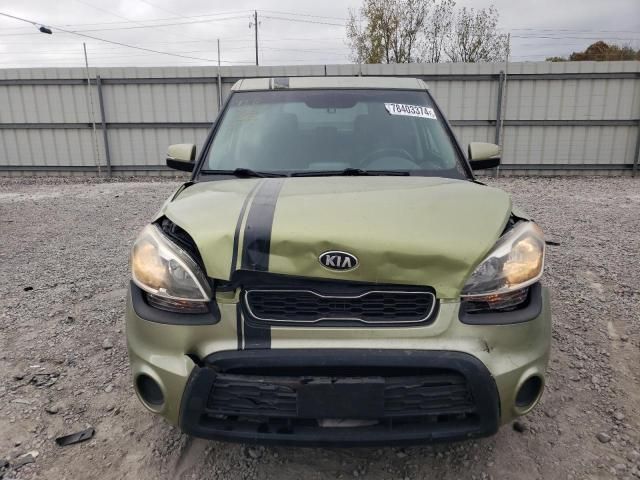 2013 KIA Soul +