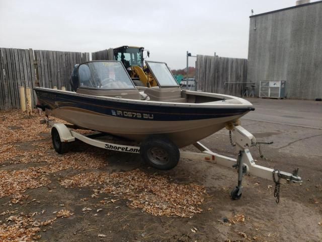 2003 Crestliner Superhawk