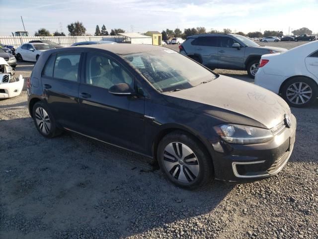 2017 Volkswagen E-GOLF SE