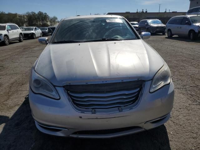 2012 Chrysler 200 Limited