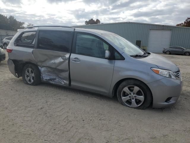 2015 Toyota Sienna LE