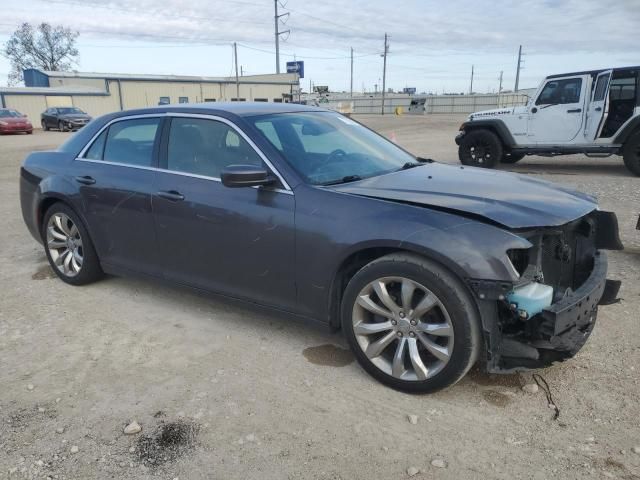 2019 Chrysler 300 Touring