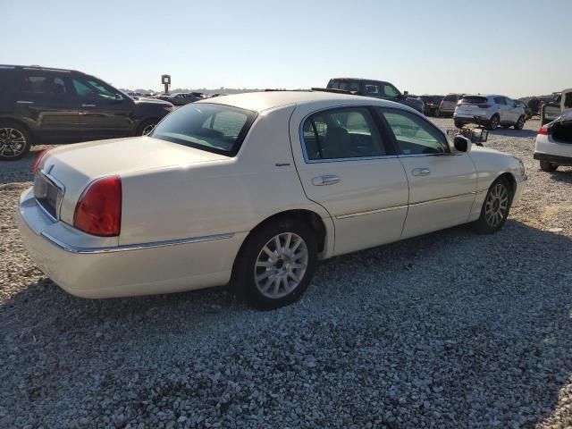 2007 Lincoln Town Car Signature