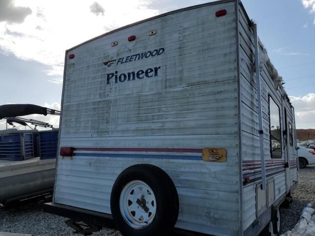 2005 Fleetwood Pioneer