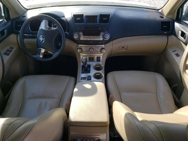 2012 Toyota Highlander Base