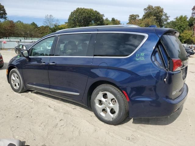 2017 Chrysler Pacifica Touring L Plus