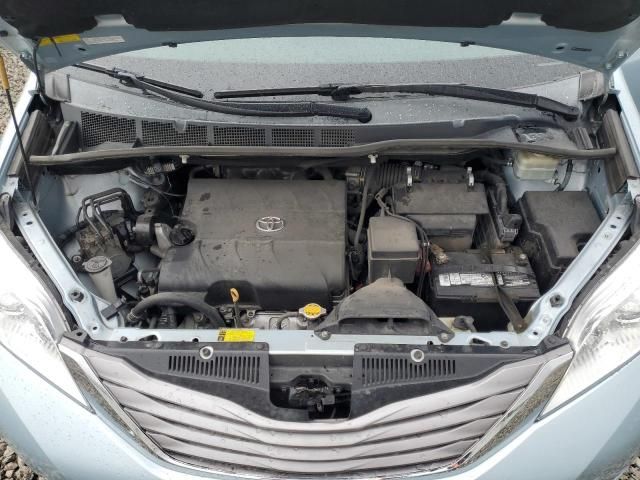 2015 Toyota Sienna XLE