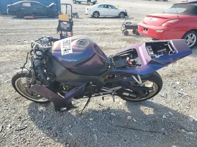 2002 Yamaha YZFR1