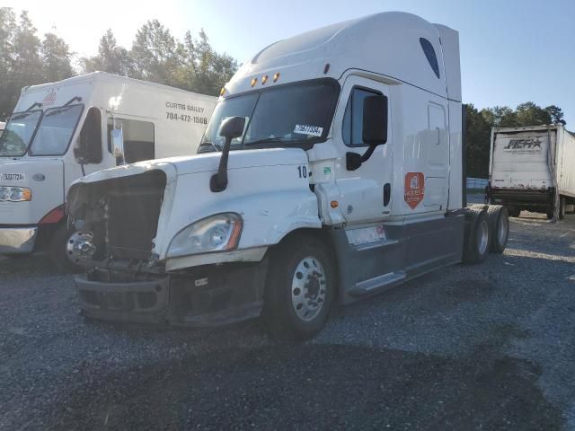 2016 Freightliner Cascadia 125