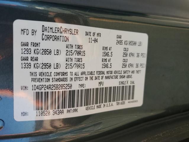 2005 Dodge Grand Caravan SE