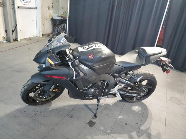 2021 Honda CBR1000 RA